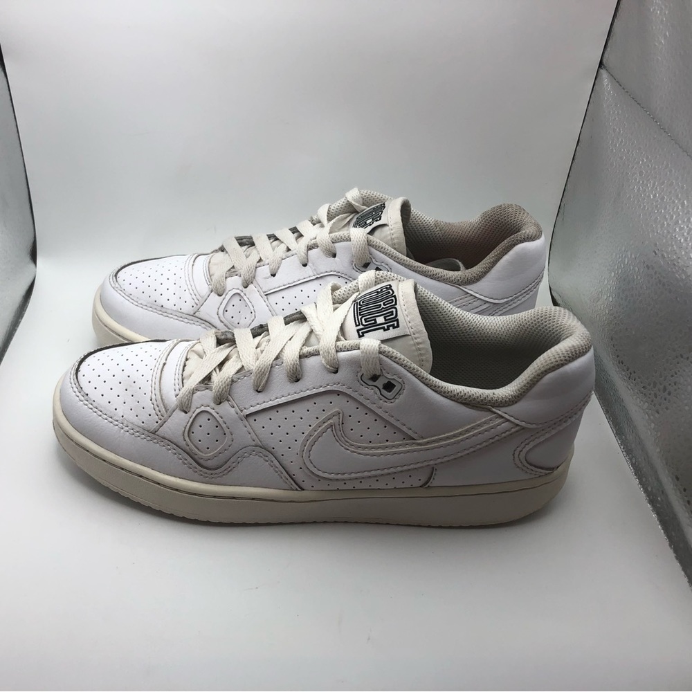Nike Son Of Force womens sneakers size 7.5/ 6Y